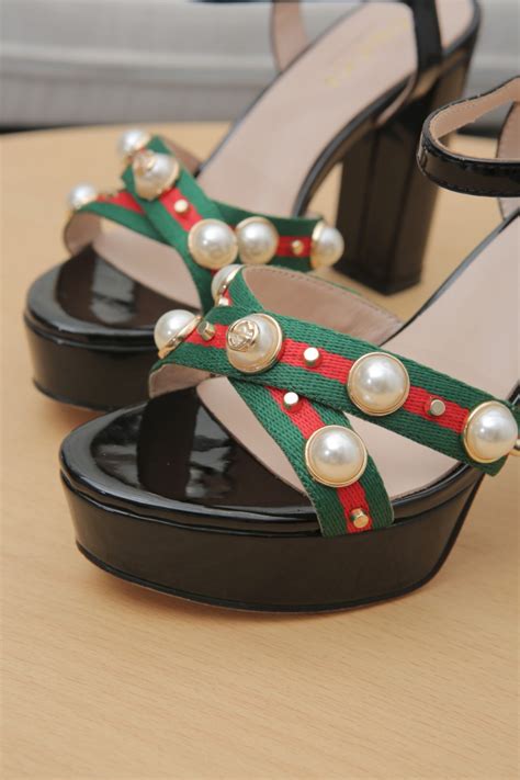 sandalias gucci fake|Gucci knockoff sandals.